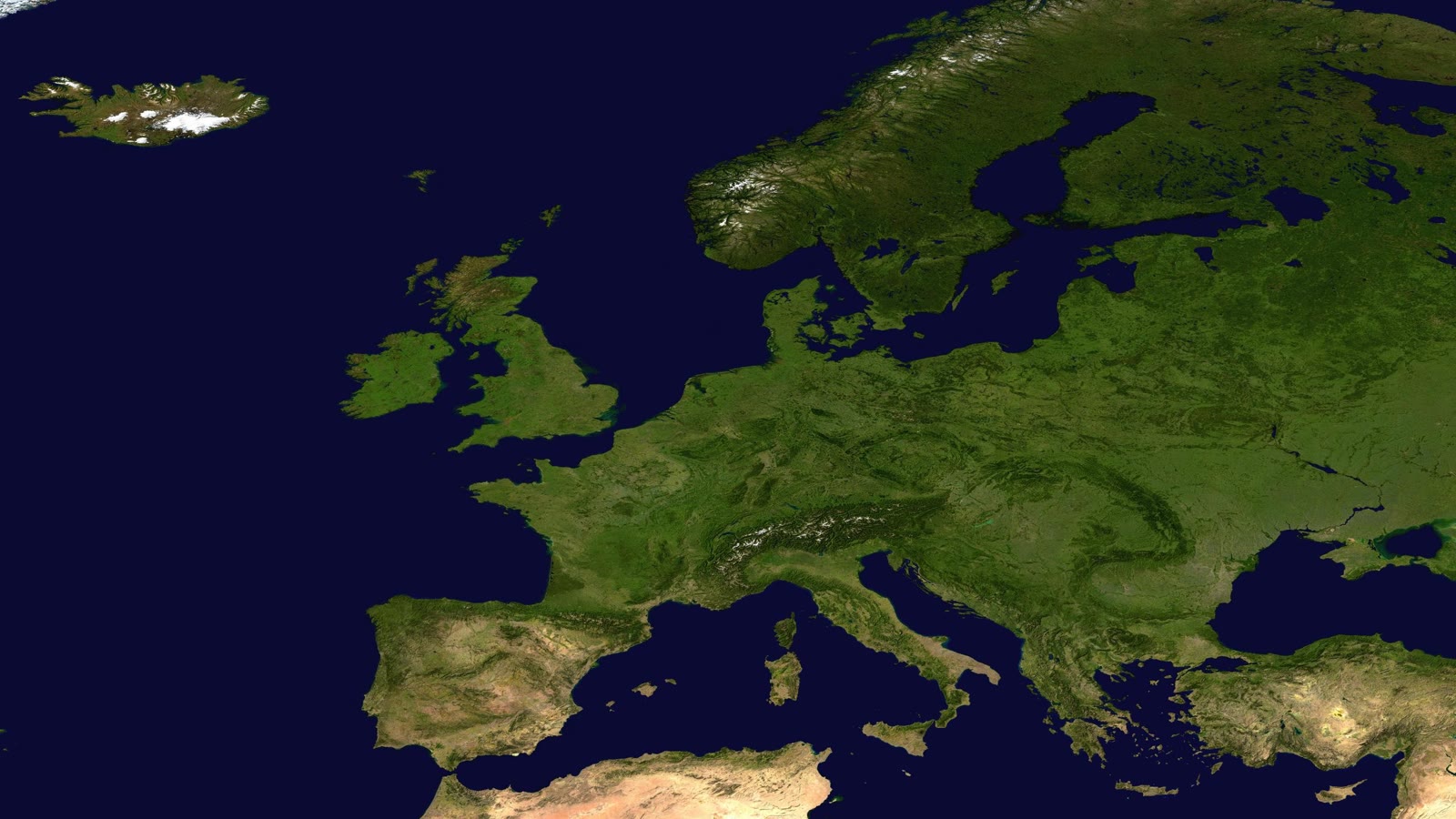 Satellitbillede af Europa med Island, Skandinavien, De Britiske Øer, Iberien og Middelhavet